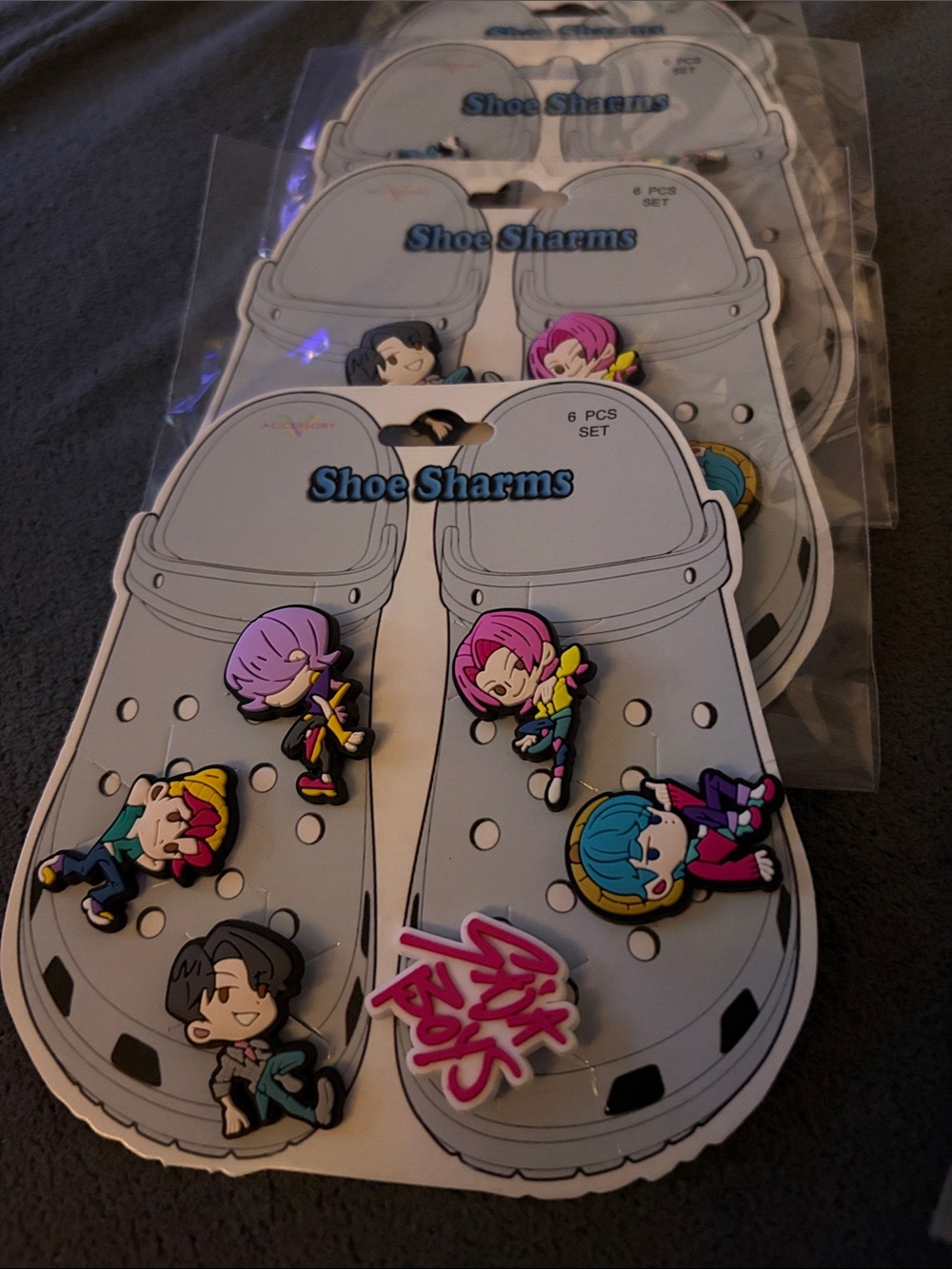 FASHION KPOP SAJA BOYS Set of 6 Character Shoe Charms - Multicolor